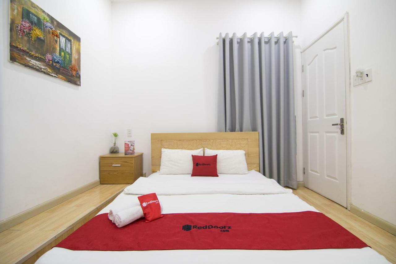 Reddoorz Near Nguyen Hue Walking Street 2 - Dorms Available Ho Şi Min Exterior foto