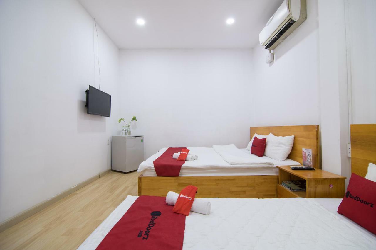 Reddoorz Near Nguyen Hue Walking Street 2 - Dorms Available Ho Şi Min Exterior foto