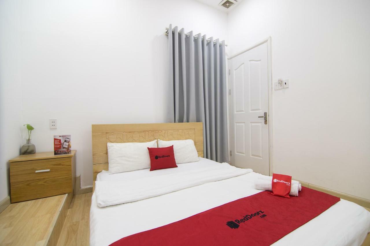 Reddoorz Near Nguyen Hue Walking Street 2 - Dorms Available Ho Şi Min Exterior foto