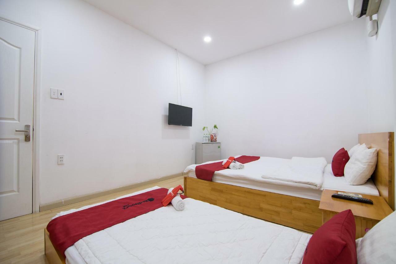 Reddoorz Near Nguyen Hue Walking Street 2 - Dorms Available Ho Şi Min Exterior foto